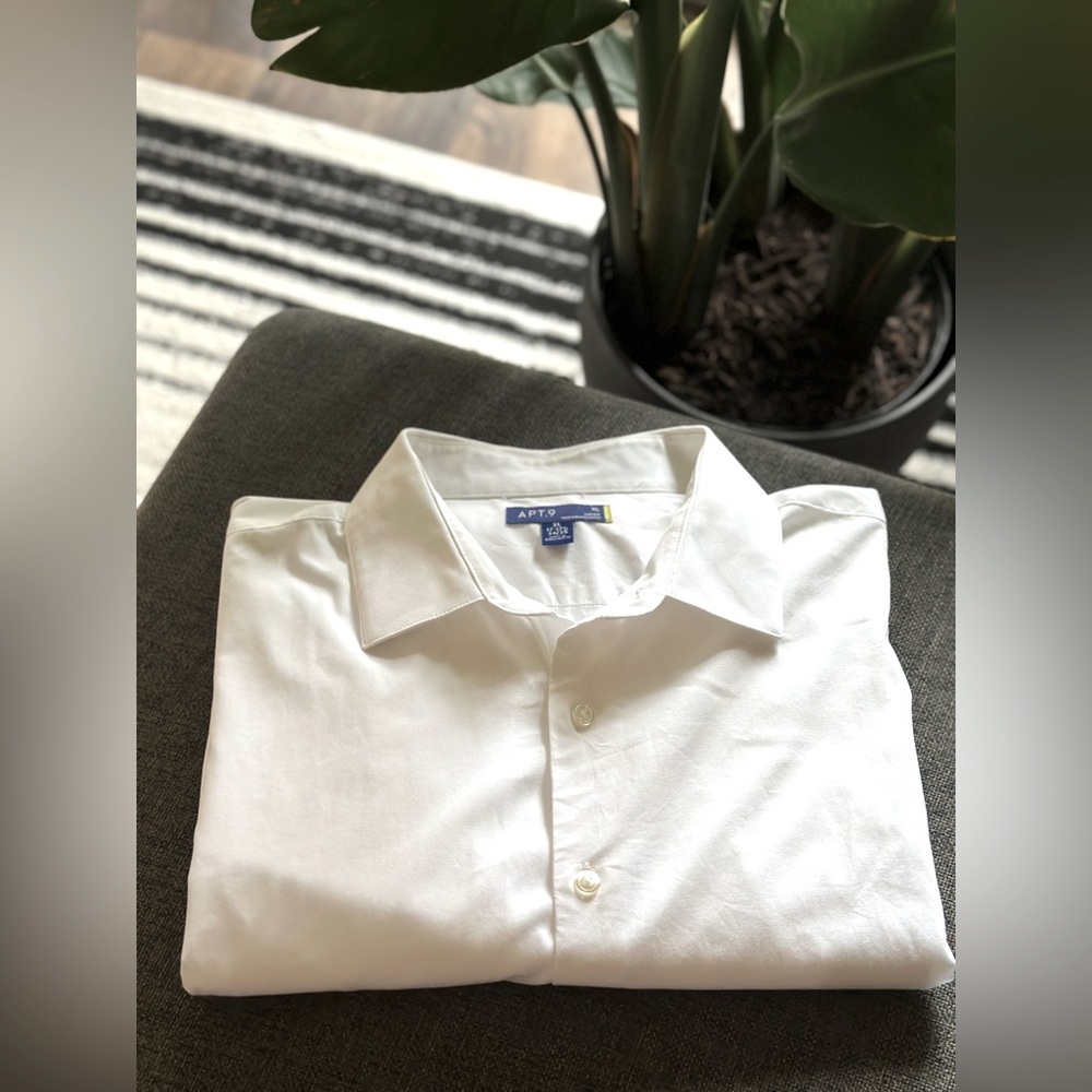 Apt. 9 Classic White Dress Shirt